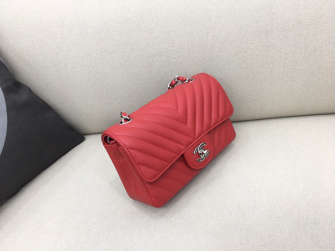 Small Classic Flap Caviar Bag A01116 Red/Silver